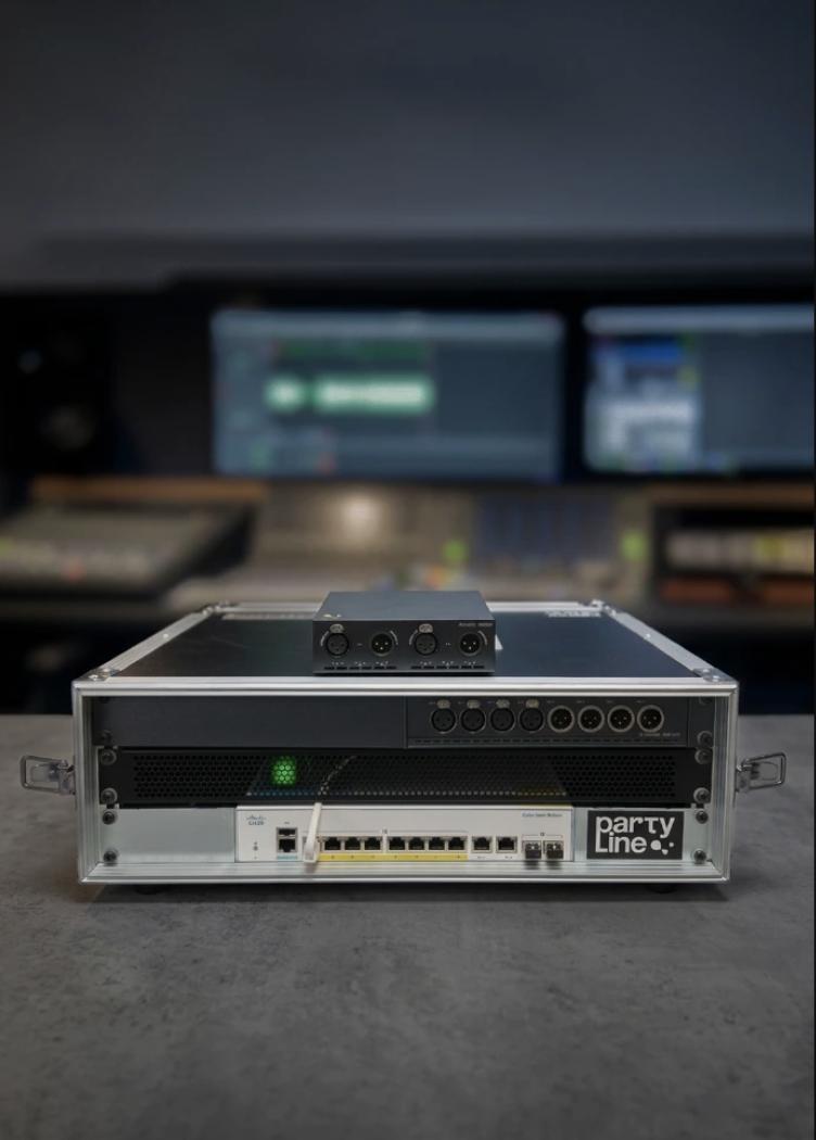 Adaptateur réseau Riedel NSA monté en baie